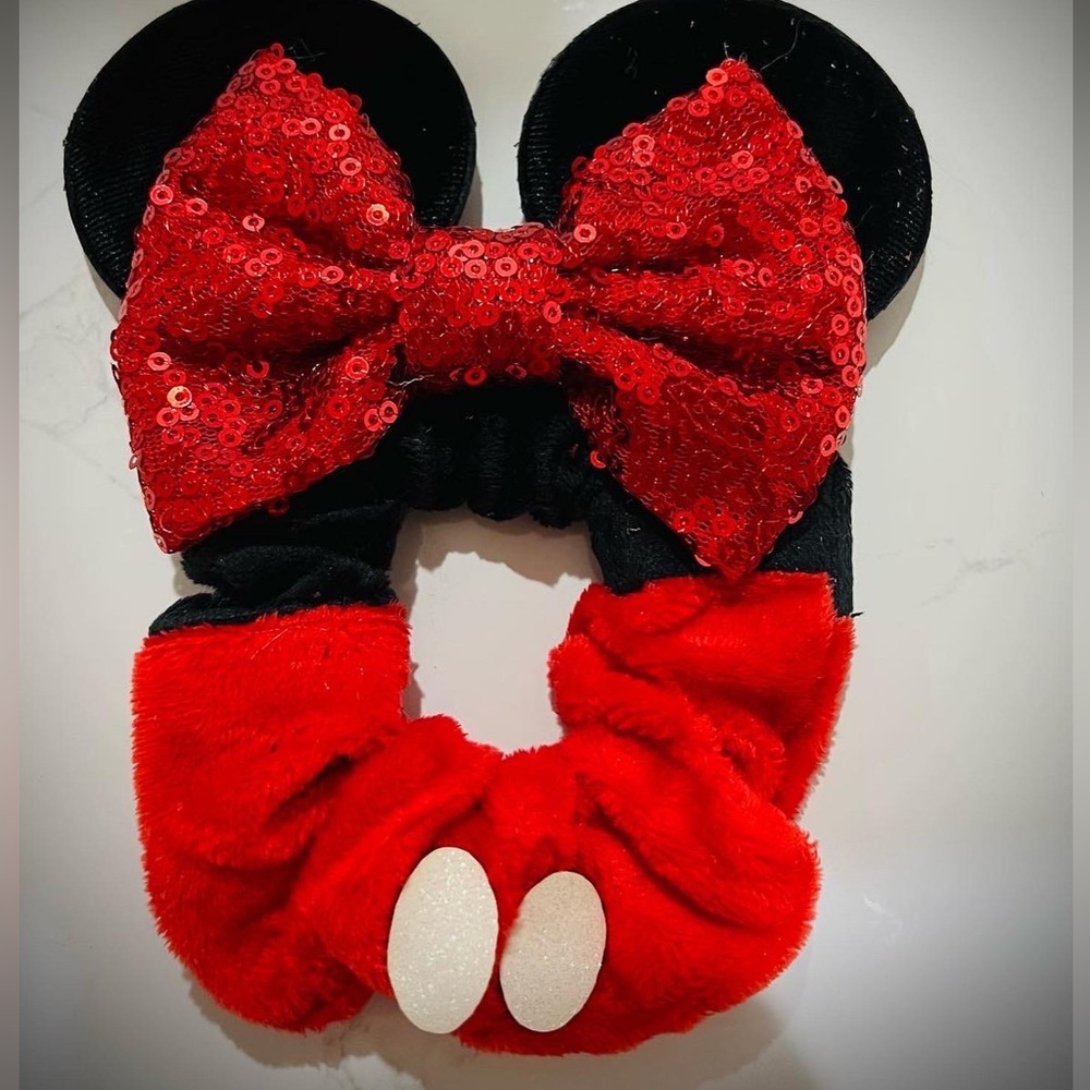 Minnie hair tie